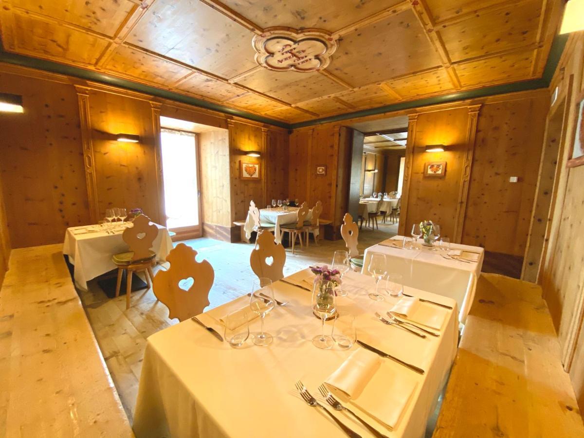 Ristorante Rifugio Ospitale Hotel Cortina d'Ampezzo Ngoại thất bức ảnh