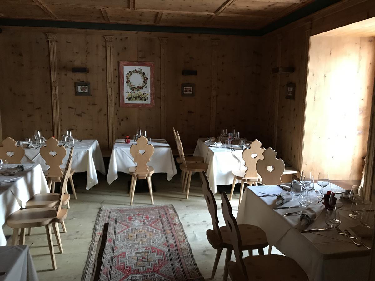 Ristorante Rifugio Ospitale Hotel Cortina d'Ampezzo Ngoại thất bức ảnh